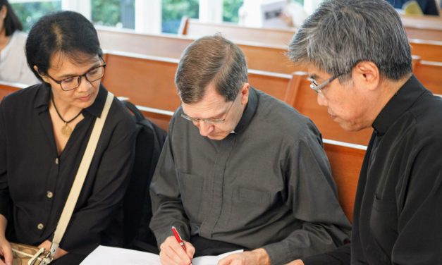 Dr Jeffrey Truscott at Methodist School of Music Worship Symposium 2019